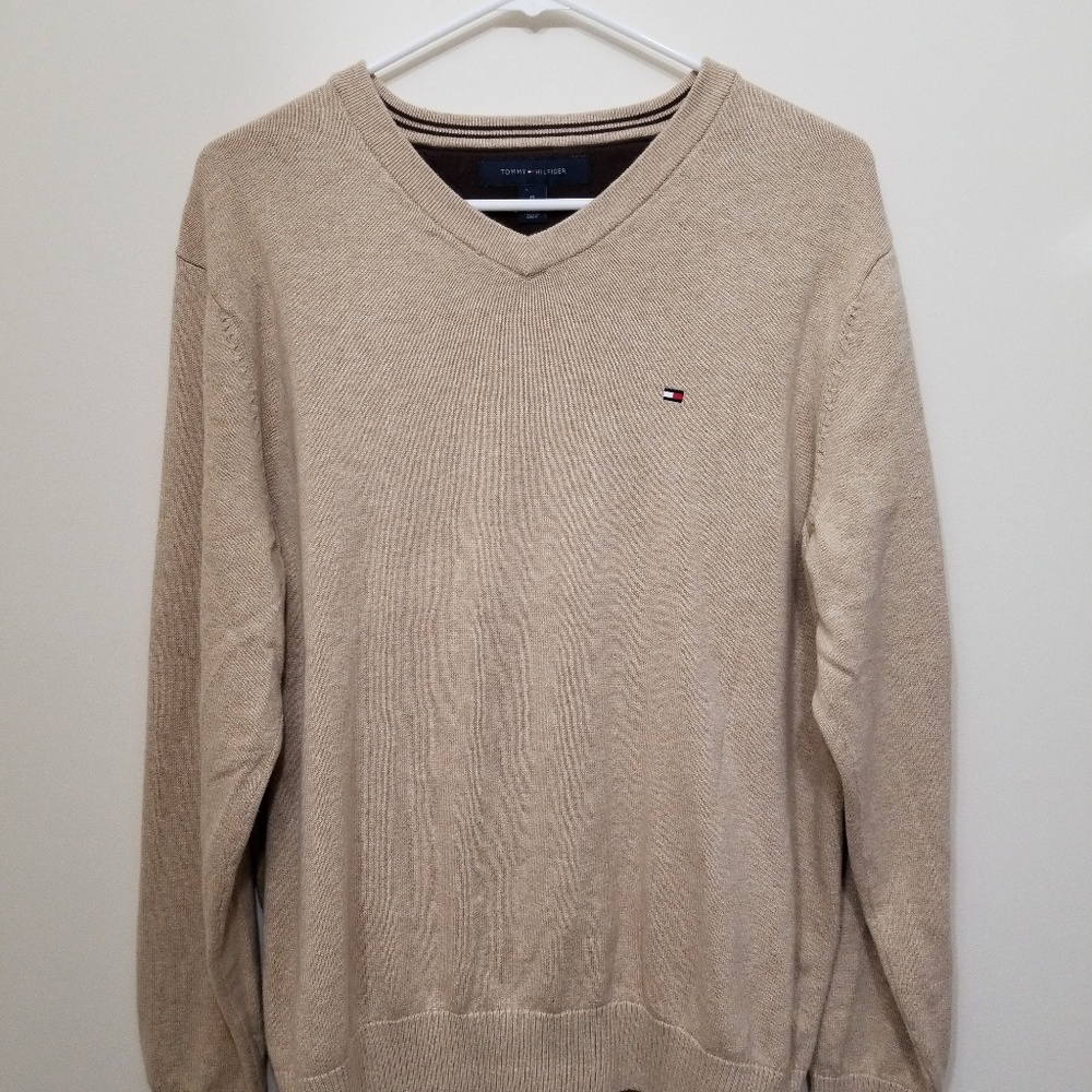 Tommy Hilfiger mens size medium sweater